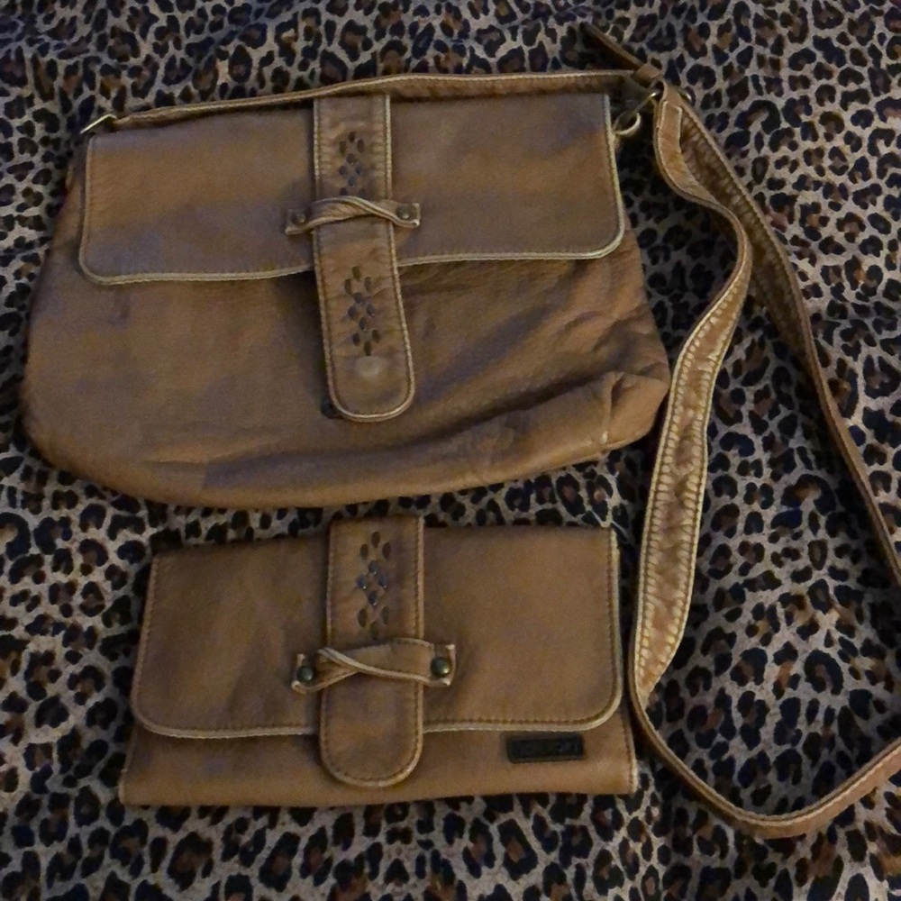 Roxy crossbody purse and matching wallet
